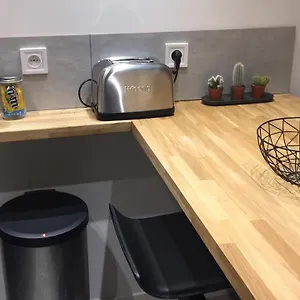 Chaleureux Au Coeur Du Panier Apartment Marseille