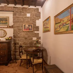 Boutique Ponte Vecchio Apartment Florence